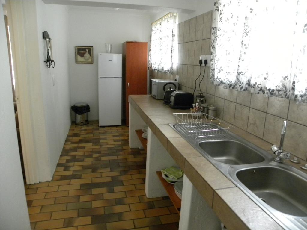 Bush Baby Glen Villa Hazyview Bilik gambar